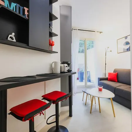 Apartment Peaceful With Terace For 2p - Sacre-c Ur *